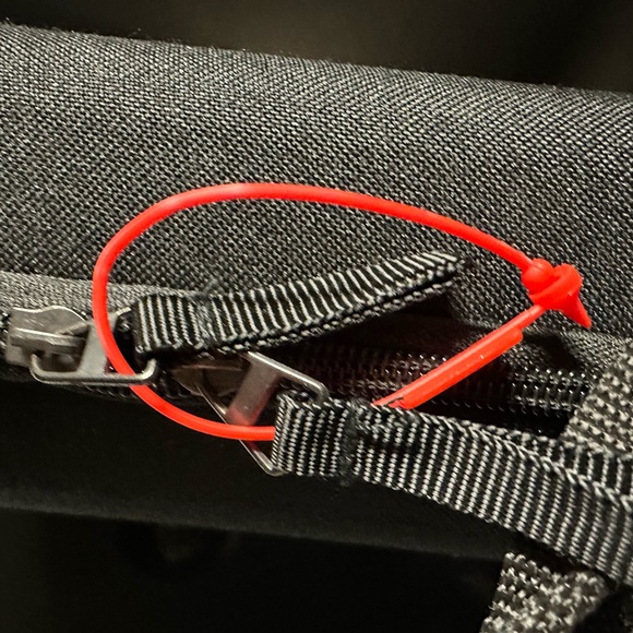 Tesla Model 3 snow chain New - Picture 6 of 7